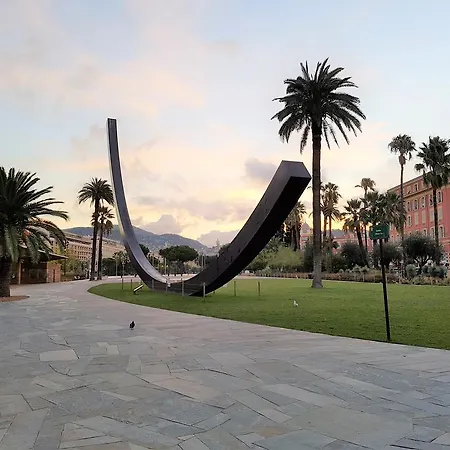 R.d.v. Duplex Center Niza