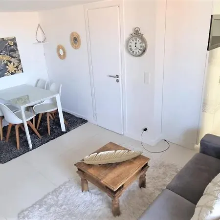 R.d.v. Duplex Center