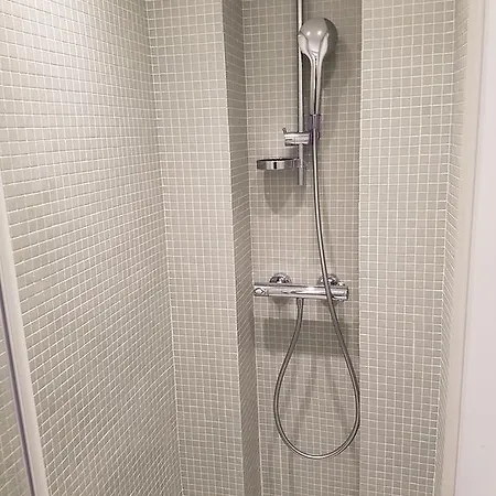 R.d.v. Duplex Center ניס