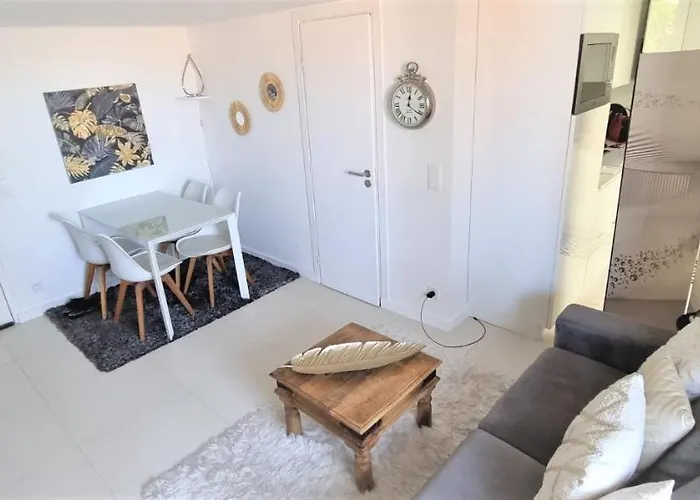 R.d.v. Duplex Center
